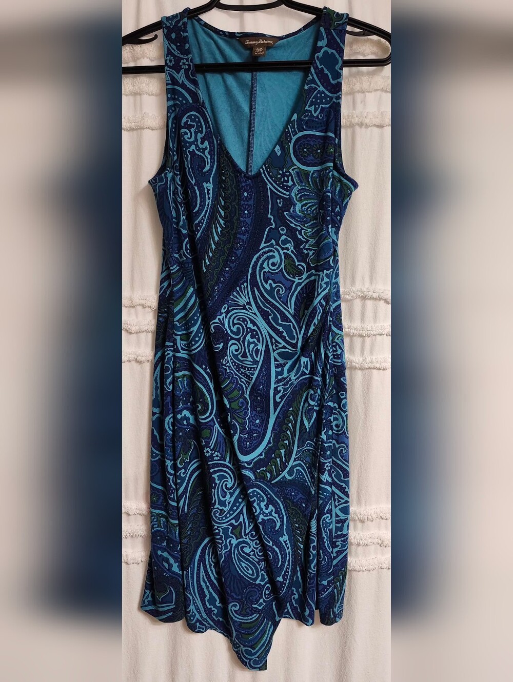 Like New Tommy Bahama Sleeveless Blue Paisley V-Neck Dress